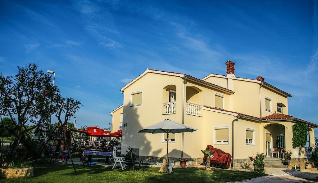 Guest House Croatia Fazana Luaran gambar